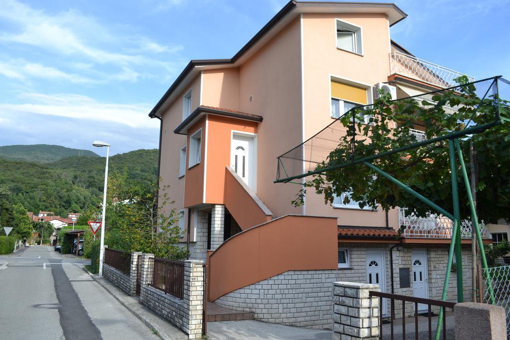 Love 2 Solkan Hotel Nova Gorica Exterior foto